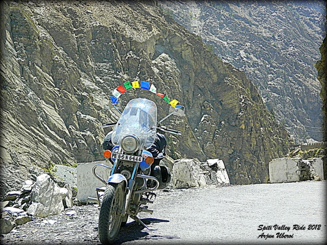 bajaj avenger 220 in an extremely rocky mountain setting